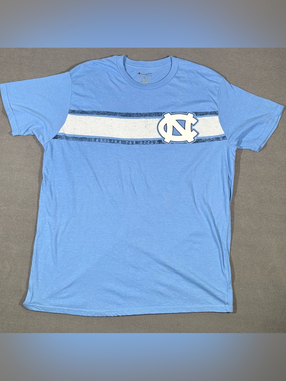 Champion NCAA North Carolina Tar Heels Blue Short Sleeve T-Shirt Men’s Size XL